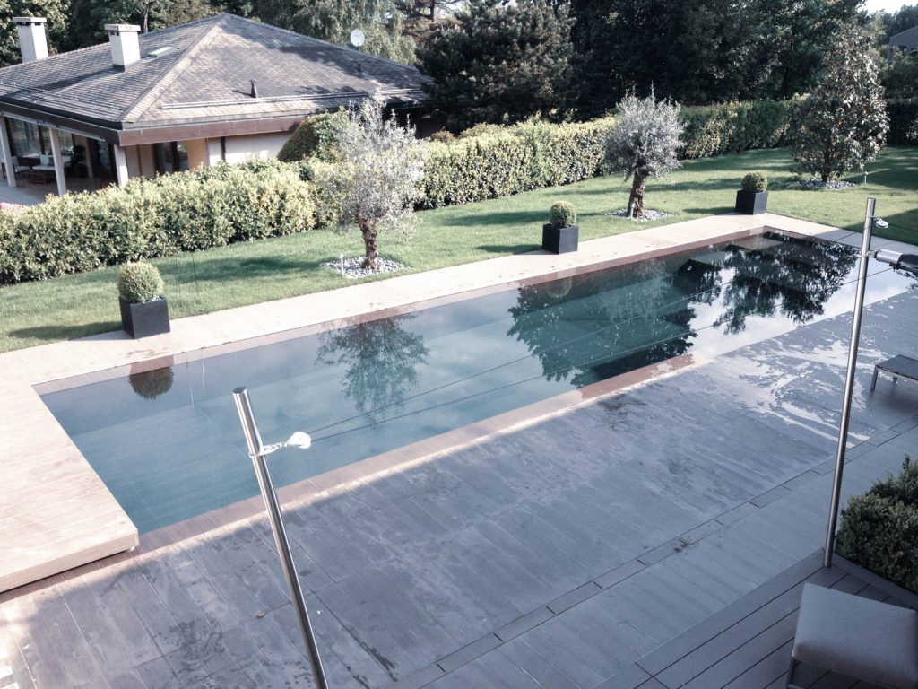 Piscine miroir privee a Geneve